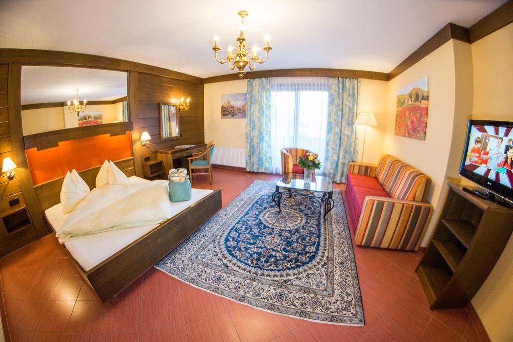 Seehotel Steiner Seeboden Bagian luar foto
